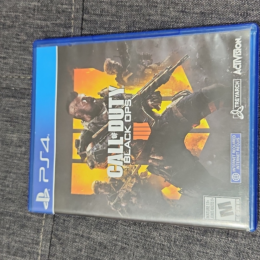 Call of Duty: Black Ops 4 for PS4 - Blue Case